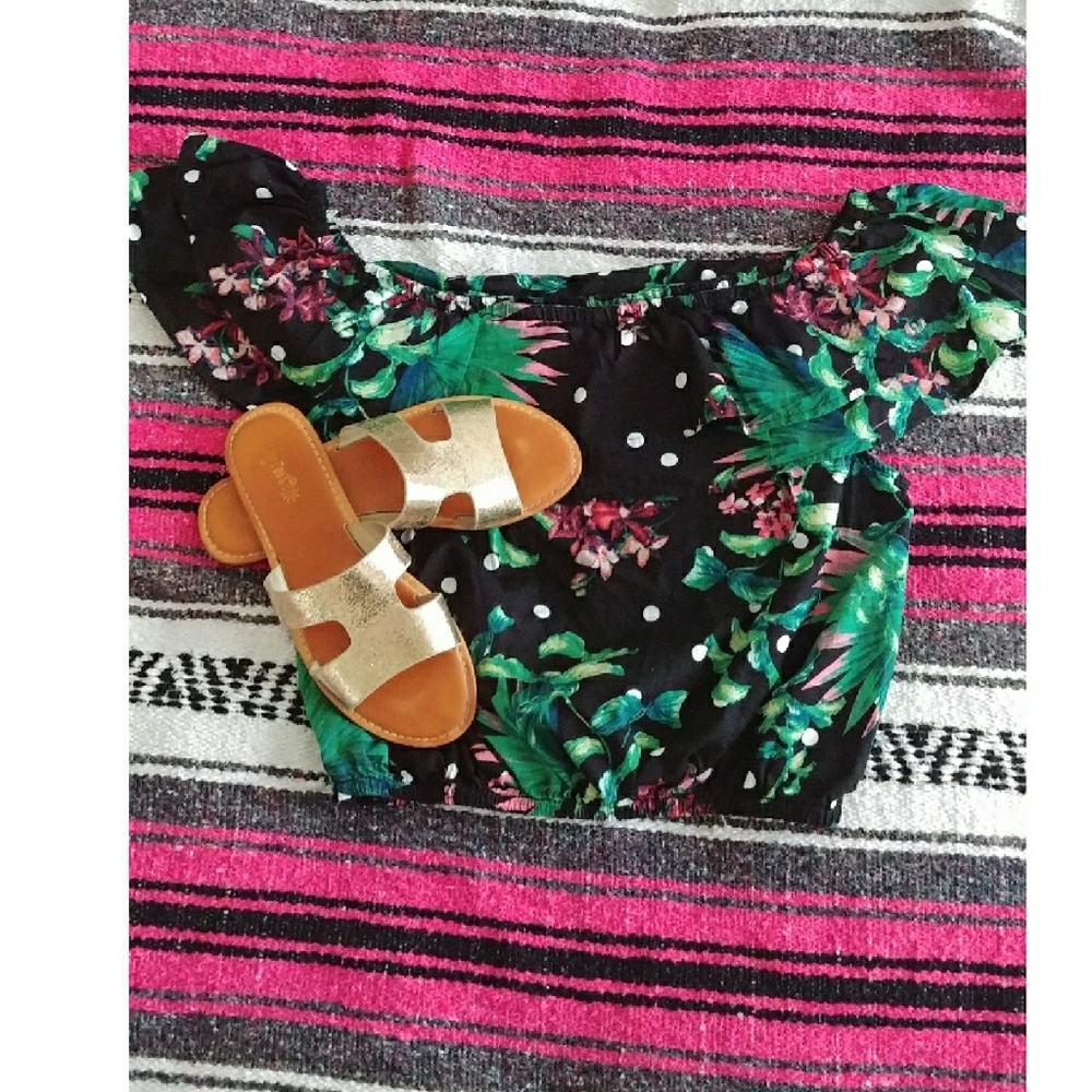 Festive cold-shoulder tropical top